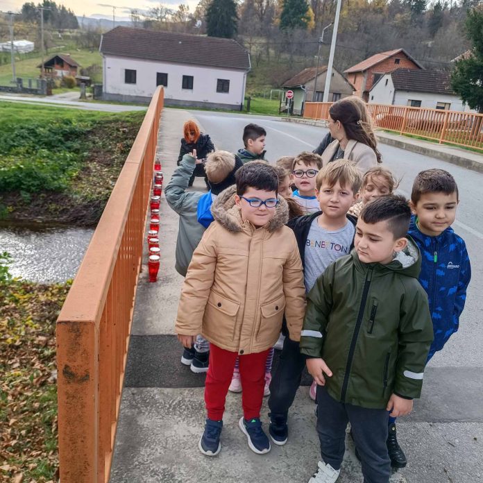 0-02-05-6ff3bc7180a6241bc5b9ad5017319dfc094cf834593d46e6ac17825119457094_d957bd69a378181